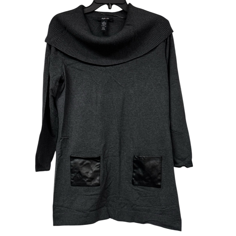Women's Gray Sweater Tunic with Black Accents